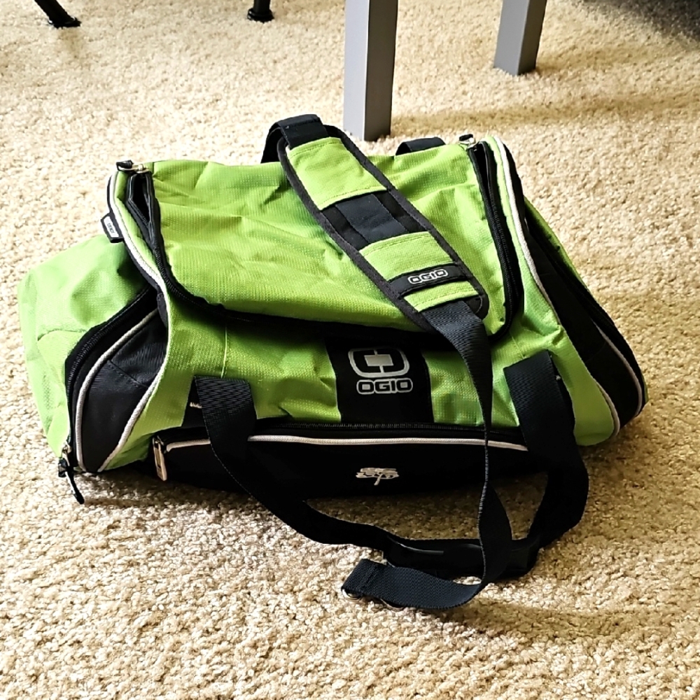 Like New - OGIO Duffel Bag for Versatile Use